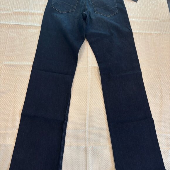 Mavi - Matt Relaxed Straight Leg - 32W 35L - Deep Clean Comfort - (Inv 133) - Picture 3 of 7